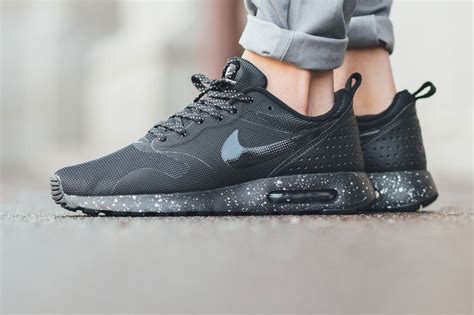 nike air max tavas leer zwart|Nike Air Max Tavas Leather Triple Black Men's .